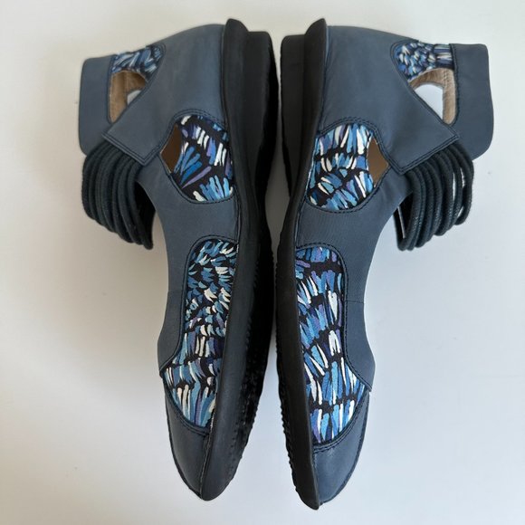 Funky Blue Leather Mary Janes with Contrasting Print Inserts - Picture 5 of 8